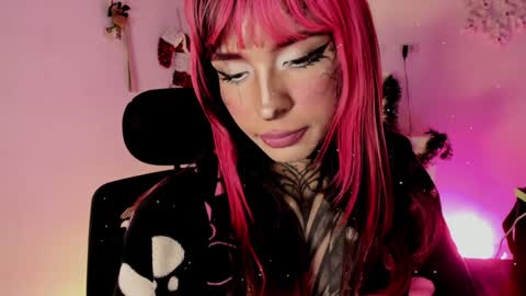 Snapshot of nicki_1 chatting on 9, 1, 2025 Help me reach 100 thumbs up online show from 9, 1, 2025