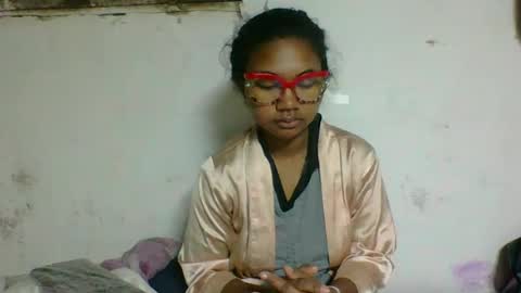 Snapshot of nickiqqyuu chatting on 16, 7, 2026 nickiqqyuu online show from 16, 7, 2026