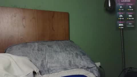 Nicolas              online show from 8, 11, 2025