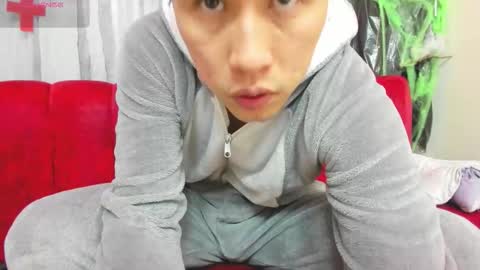 Snapshot of nickk_wolff chatting on 28, 10, 2025 Nickk Wolff online show from 28, 10, 2025