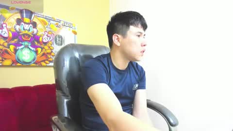 Snapshot of nickk_wolff chatting on 4, 11, 2025 Nickk Wolff online show from 4, 11, 2025