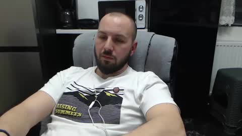 Julian online show from 3, 2, 2025