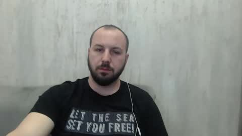 Julian online show from 11, 3, 2026