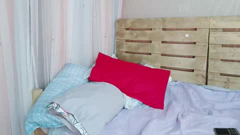 Snapshot of nicky_oli chatting on 15, 2, 2025 nicky_oli online show from 15, 2, 2025