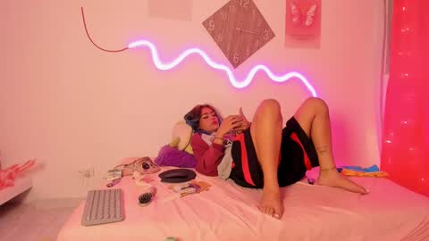 nicky_teem online show from 10, 1, 2025