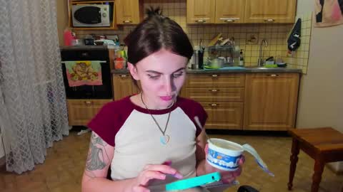 Snapshot of nicky_weekends chatting on 11, 2, 2025 Nicky Weekends online show from 11, 2, 2025