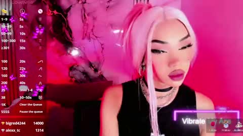 Snapshot of nickynoa chatting on 23, 6, 2026 Nicky online show from 23, 6, 2026