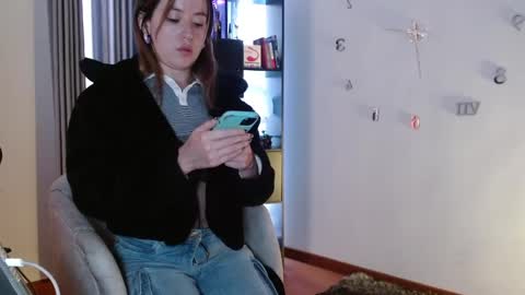 Snapshot of nickywindsor chatting on 24, 1, 2025 Nicky online show from 24, 1, 2025