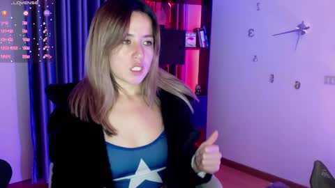 Snapshot of nickywindsor chatting on 20, 2, 2025 Nicky online show from 20, 2, 2025