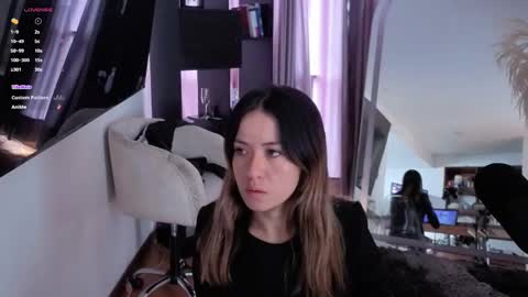 Snapshot of nickywindsor chatting on 14, 9, 2025 Nicky online show from 14, 9, 2025