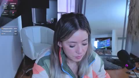 Snapshot of nickywindsor chatting on 2, 12, 2025 Nicky online show from 2, 12, 2025