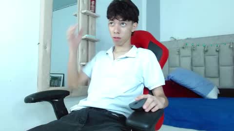 Snapshot of nico_fox723 chatting on 16, 12, 2025 nico online show from 16, 12, 2025