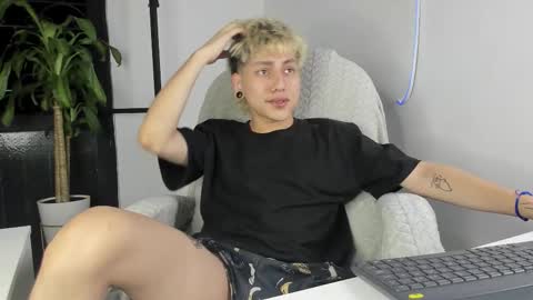 Nico  online show from 22, 9, 2025