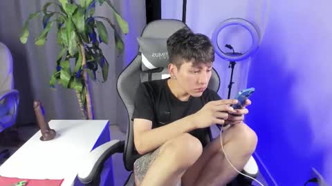 Nico  online show from 28, 2, 2026