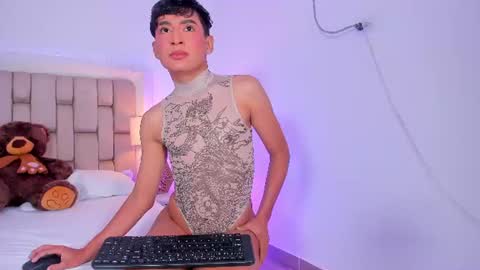 NICOLAS online show from 23, 6, 2026