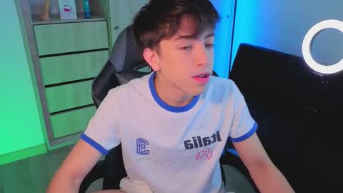 Nicolas online show from 9, 10, 2025