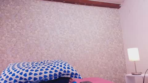 Snapshot of nicol_ferrer chatting on 31, 12, 2024 Nicol online show from 31, 12, 2024