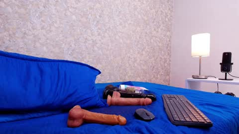 Snapshot of nicol_ferrer chatting on 8, 2, 2025 Nicol online show from 8, 2, 2025