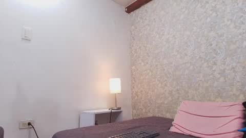 Snapshot of nicol_ferrer chatting on 13, 9, 2025 Nicol online show from 13, 9, 2025