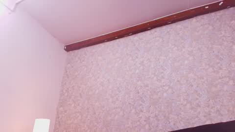 Snapshot of nicol_ferrer chatting on 28, 9, 2025 Nicol online show from 28, 9, 2025