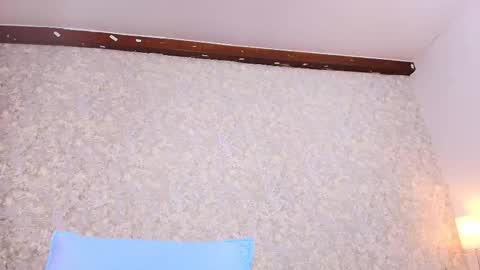 Snapshot of nicol_ferrer chatting on 29, 10, 2025 Nicol online show from 29, 10, 2025