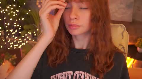 Nicol Moonn online show from 8, 3, 2026