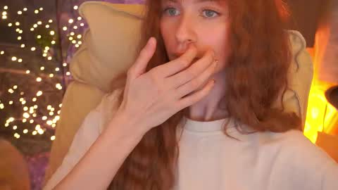 Nicol Moonn online show from 10, 3, 2026