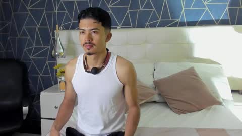 Nicolai online show from 5, 12, 2025