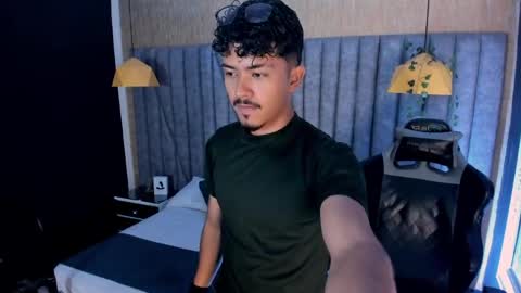 Nicolai online show from 10, 4, 2026