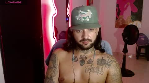 nicolas online show from 17, 1, 2025