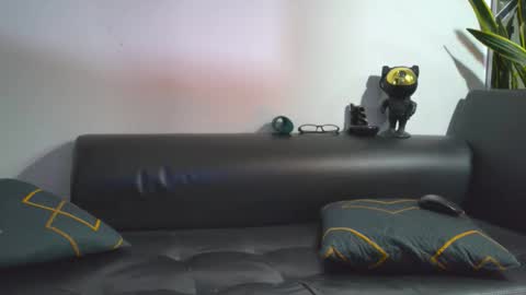 Nicolas online show from 30, 11, 2025