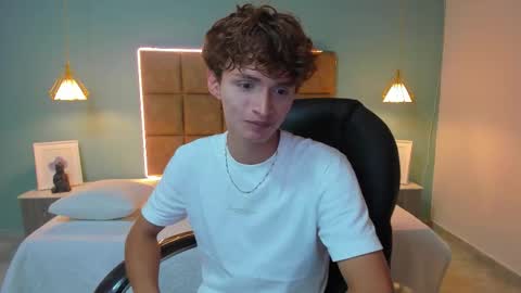 Snapshot of nicolasferrer18 chatting on 29, 10, 2025 nicolasferrer18 online show from 29, 10, 2025