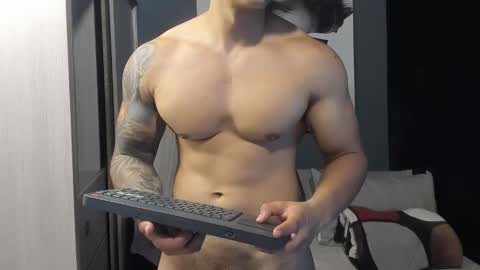 Snapshot of nicolasmuscle chatting on 29, 10, 2025 Andres online show from 29, 10, 2025