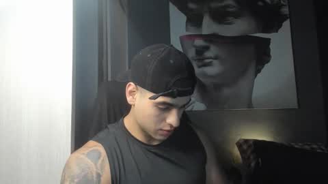 Snapshot of nicolasmuscle chatting on 28, 11, 2025 Andres online show from 28, 11, 2025