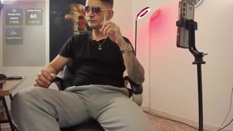 Nicolas Fellener online show from 27, 10, 2025