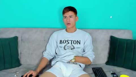 nicolastorres__ online show from 5, 3, 2026