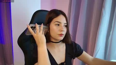 Snapshot of nicole_baker69 chatting on 1, 6, 2026 Hi Im Ana FOLLOW ME ON IG Analee online show from 1, 6, 2026