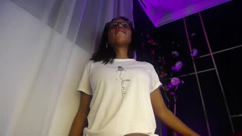 nicole_brown1126 online show from 5, 12, 2024