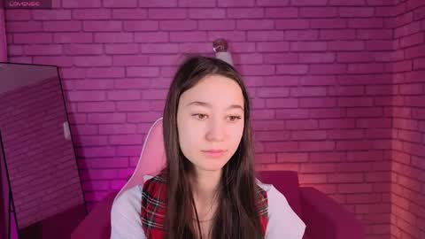 Nicole online show from 4, 4, 2026