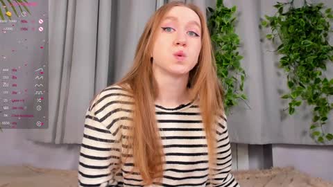 Snapshot of nicole_grifin chatting on 11, 12, 2024 Nicole Grifin online show from 11, 12, 2024