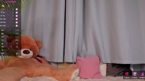 Snapshot of nicole_grifin chatting on 13, 1, 2025 Nicole Grifin online show from 13, 1, 2025