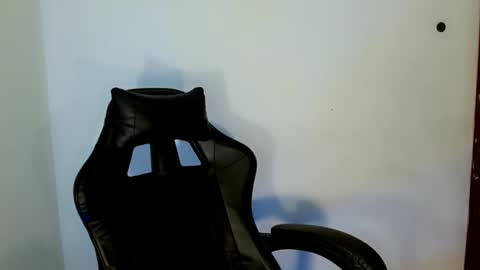 nicole_kiss01 online show from 9, 9, 2025