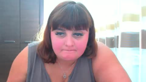 Nicole online show from 27, 10, 2025