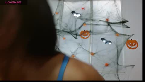 Snapshot of nicole_roman chatting on 23, 10, 2025 nicole roman online show from 23, 10, 2025