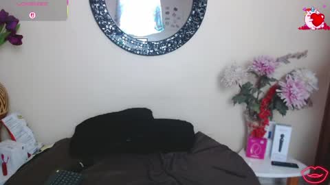 Nicole Santana online show from 2, 6, 2026