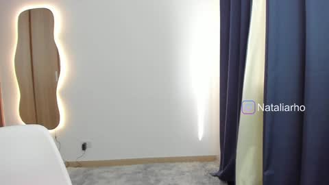 Snapshot of nicole_whitee chatting on 4, 12, 2024 N A T A L I A online show from 4, 12, 2024