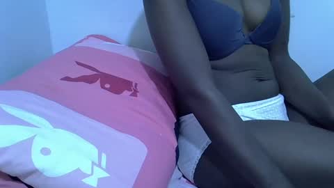 nicoleberry254 online show from 5, 2, 2025