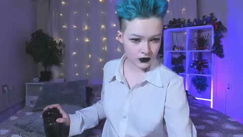 Snapshot of nicolefloret chatting on 18, 12, 2024 Nicole online show from 18, 12, 2024