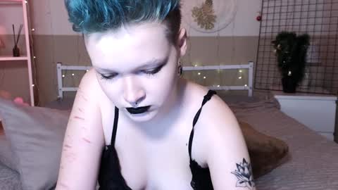 Snapshot of nicolefloret chatting on 31, 12, 2024 Nicole online show from 31, 12, 2024