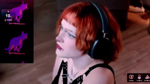 Snapshot of nicolefloret chatting on 17, 9, 2025 Nicole online show from 17, 9, 2025